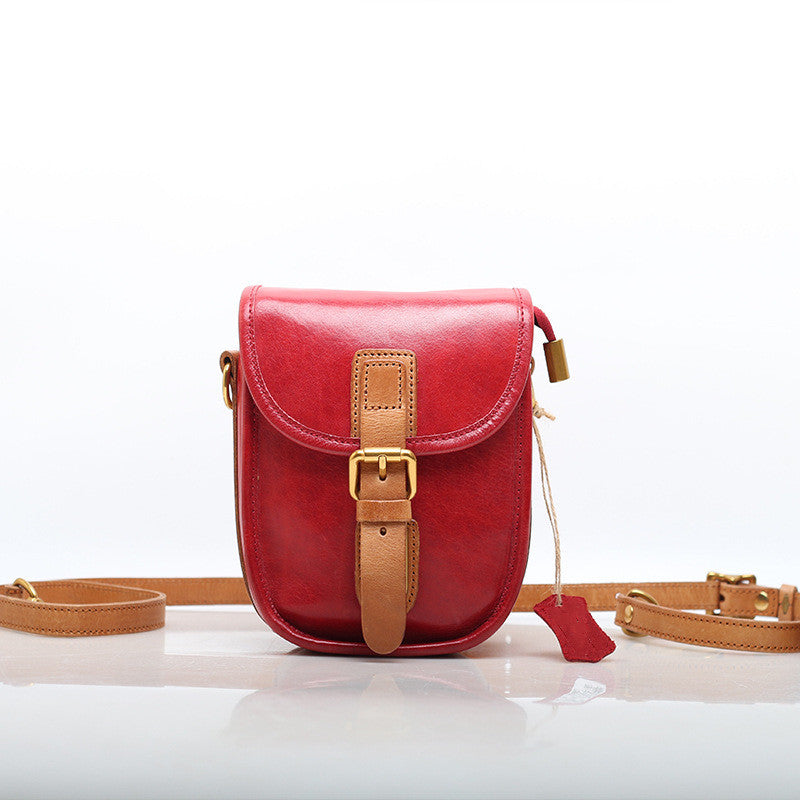 Classic Retro Leather Crossbody Bag with Color-blocking Design woyaza