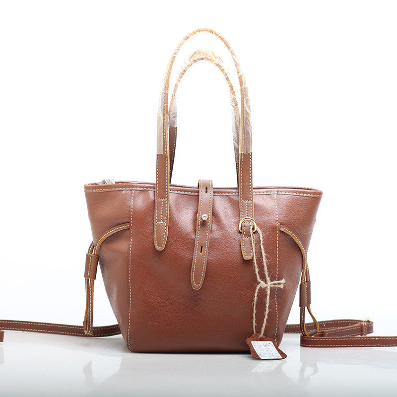 Classic Leather Handbag with Pressed Detail woyaza