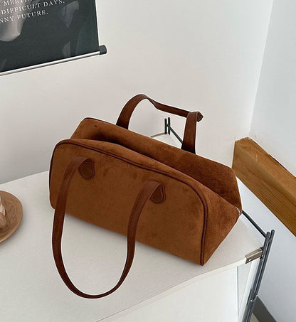 Top handle bag for quick errands and appointments