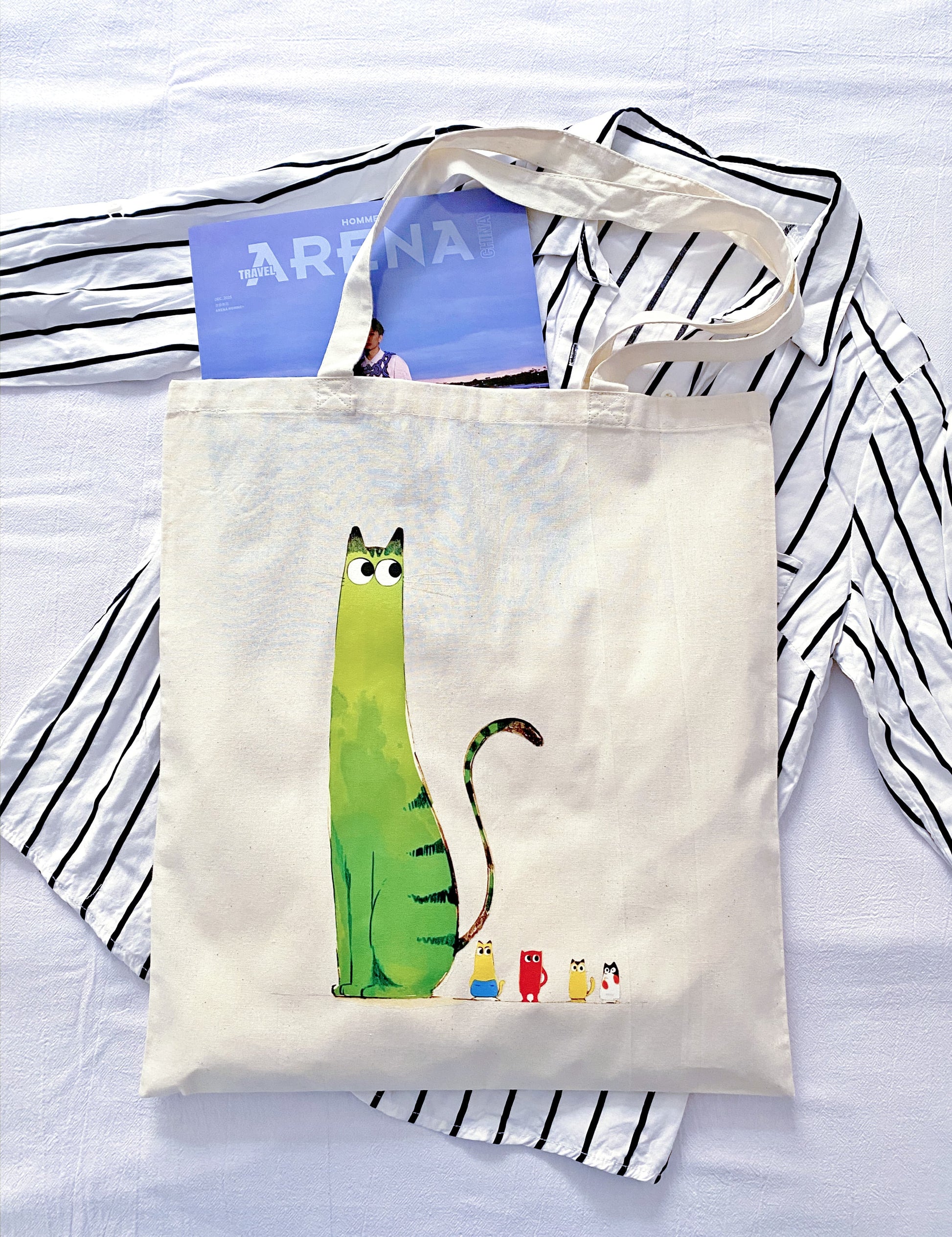 Ultra-light foldable cotton carryall perfect for a plastic-free farmers market trip