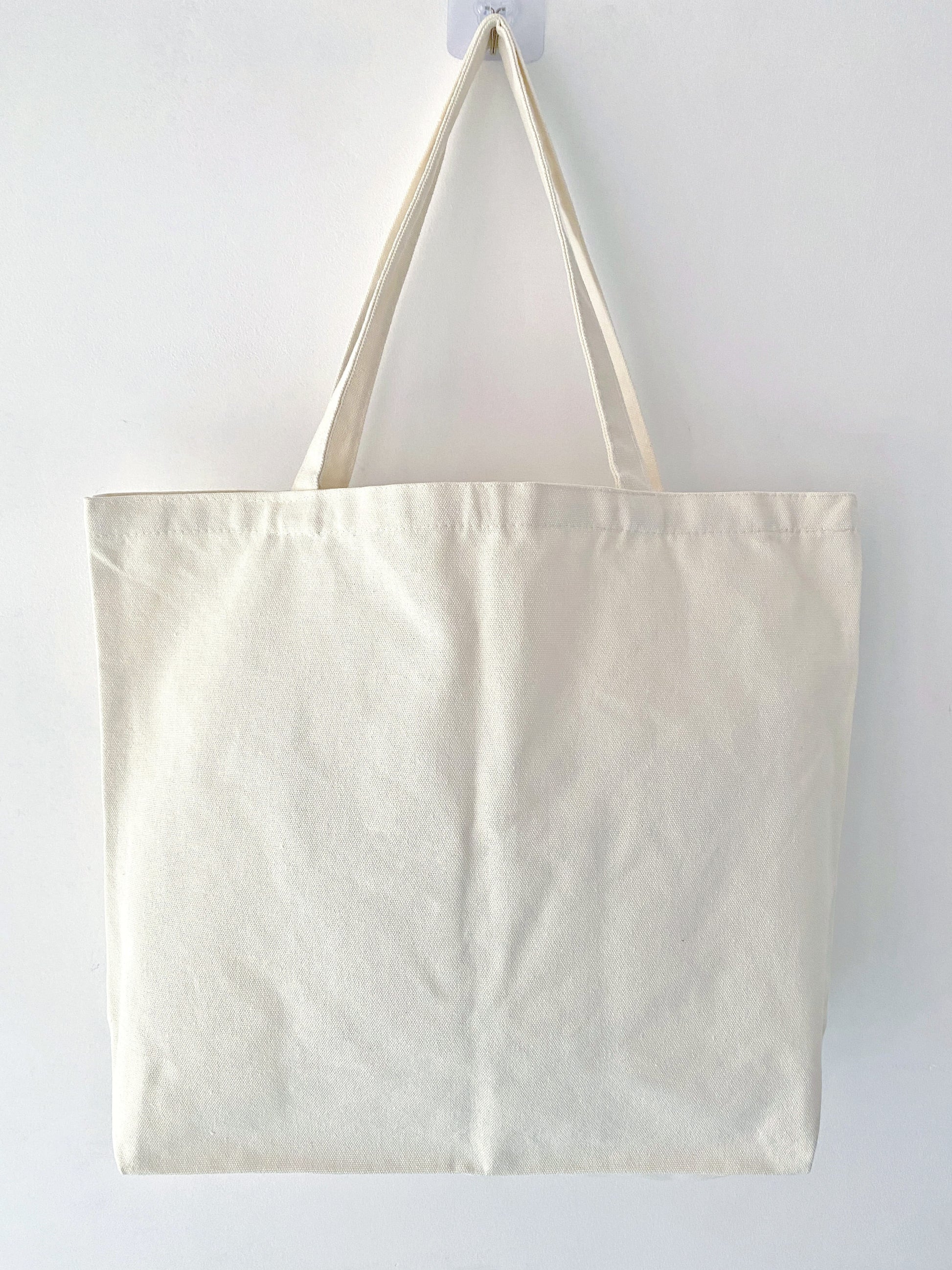 Open view illustrating how daily items are placed without sorting