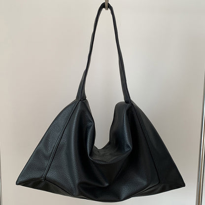 Women's tote for weekend plans and daily essentials