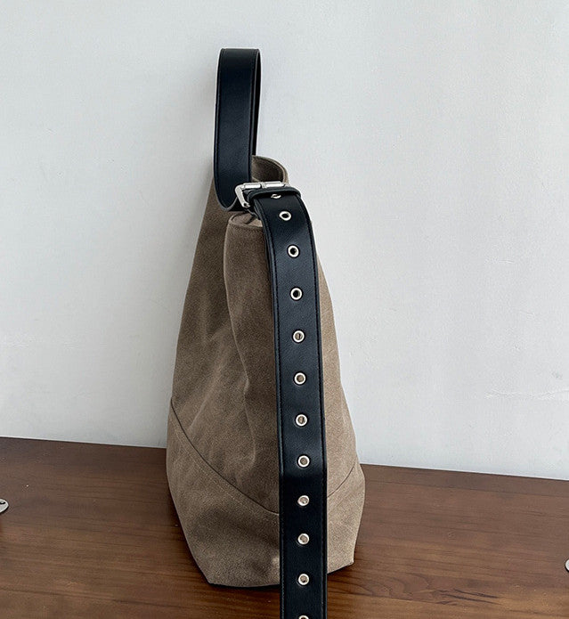 Soft-sided bag for coffee shop stops and short outings