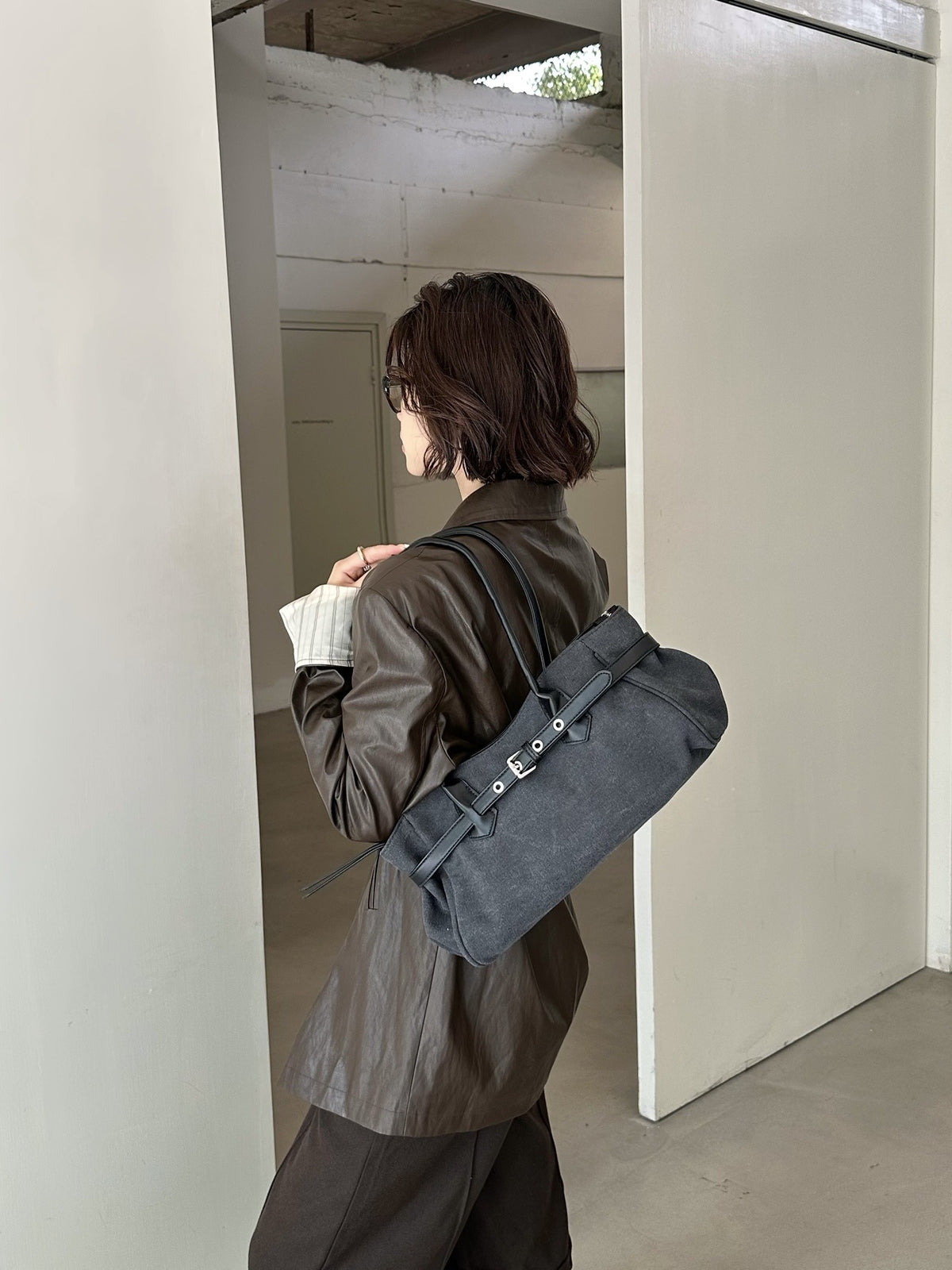 Women's handbag with a relaxed and understated look