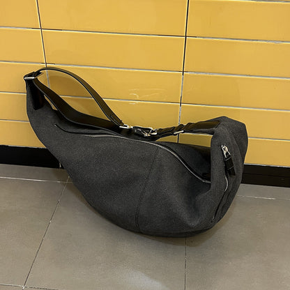 Minimalist canvas crossbody purse for everyday city wear