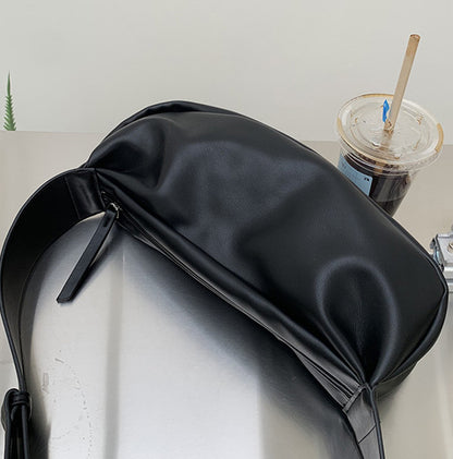 Modern minimalist shoulder bag for women seeking lightweight travel gear