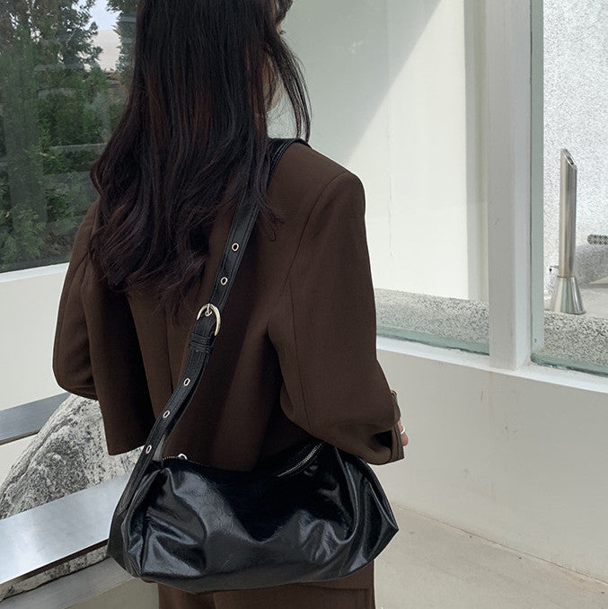 Lightweight crossbody purse for travel essentials