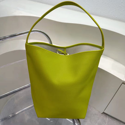 Leather drawstring bucket bag for weekend trips