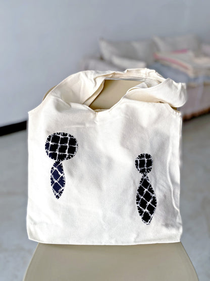 Thoughtful gift idea for art and eco-conscious friends