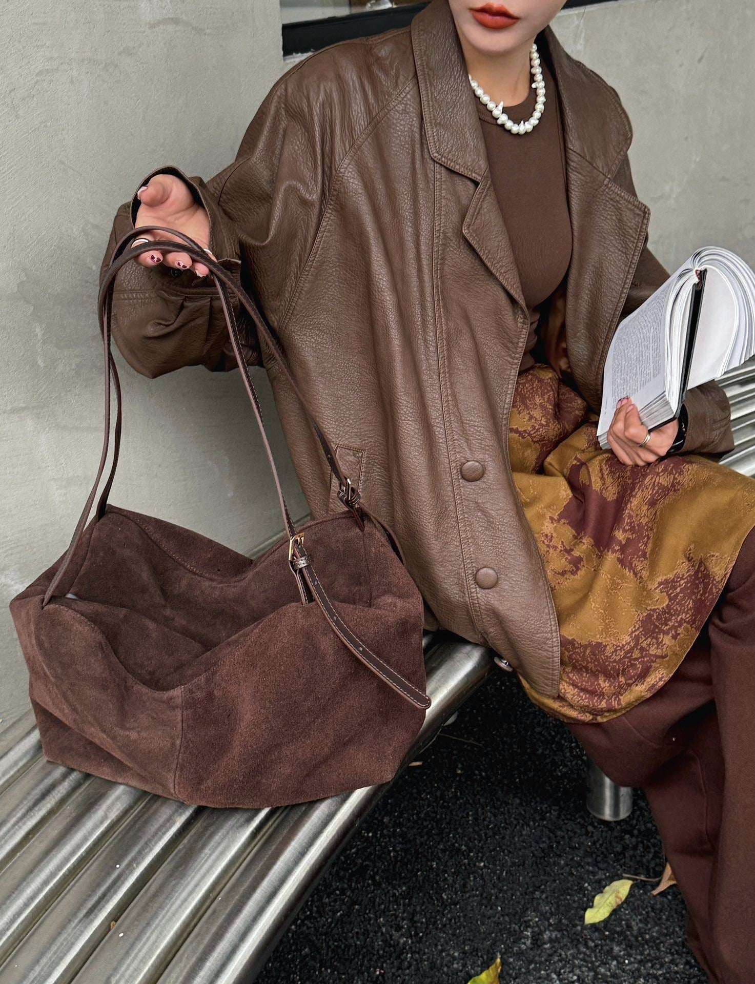 casual chic women's carryall bag