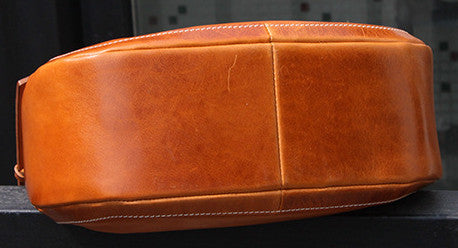Premium Quality Women's Genuine Leather Shoulder Bag with Classic Retro Design