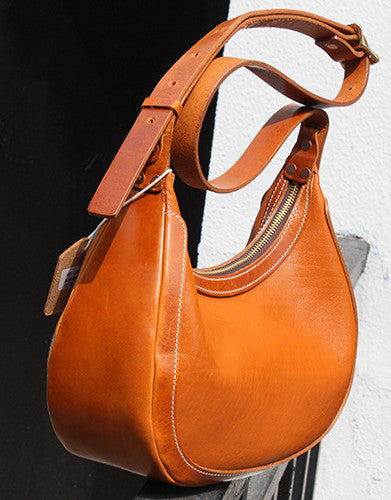 Stylish Retro Leather Crossbody Bag with Half Moon Shape for Women