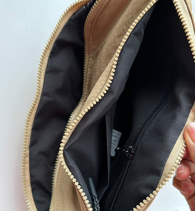 Lightweight crossbody pack for day trips