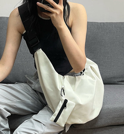 Roomy shoulder bag for relaxed weekend outings