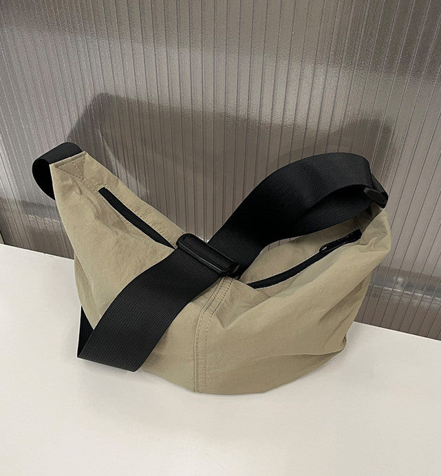 Unisex crossbody pack for casual weekends