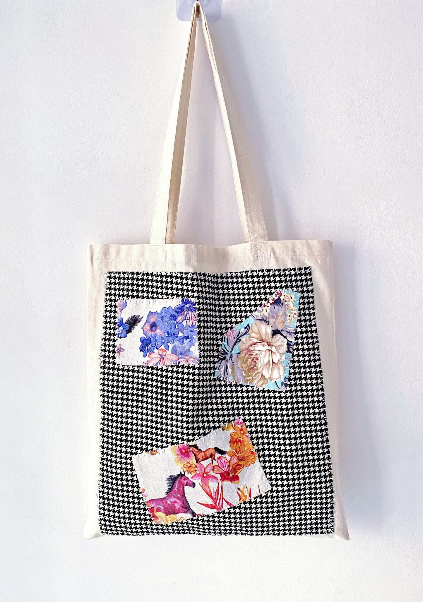 soft carry bag that works well for slow mornings coffee walks and errands