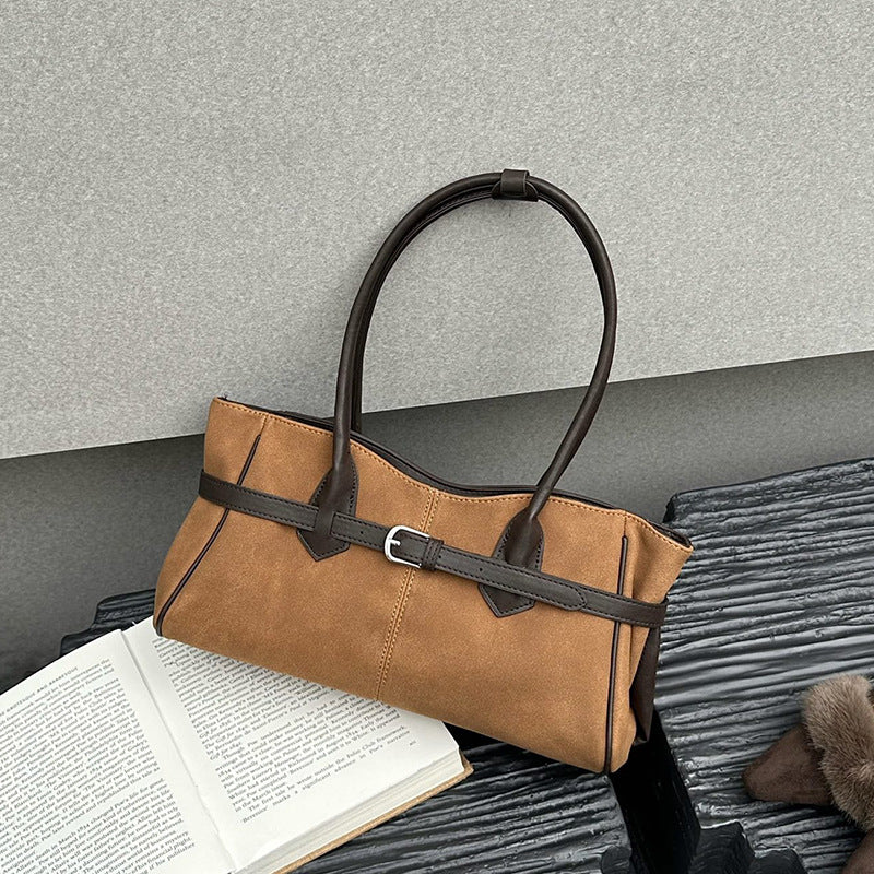Top handle purse for short trips and outings