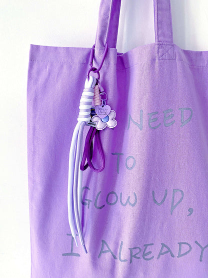 simple cotton tote used for carrying small market finds