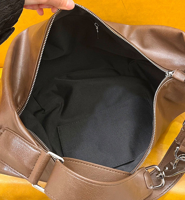 Everyday crescent purse with generous storage space