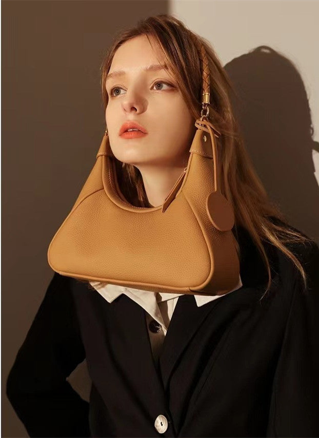 Premium Leather Ladies' Trendy Shoulder Bag Fashionable Tote Woyaza