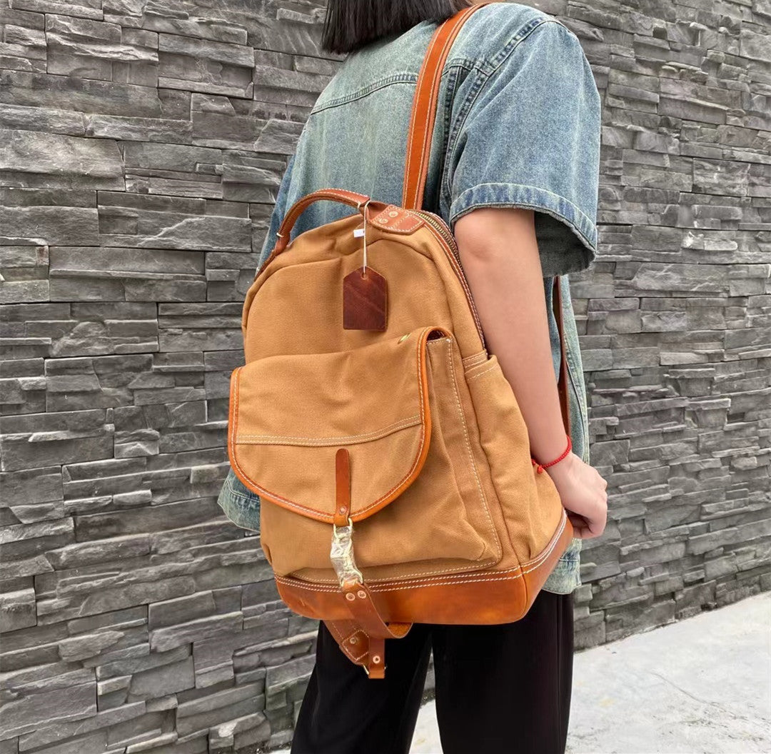 Retro Style Laptop Backpack for College Students and Travelers