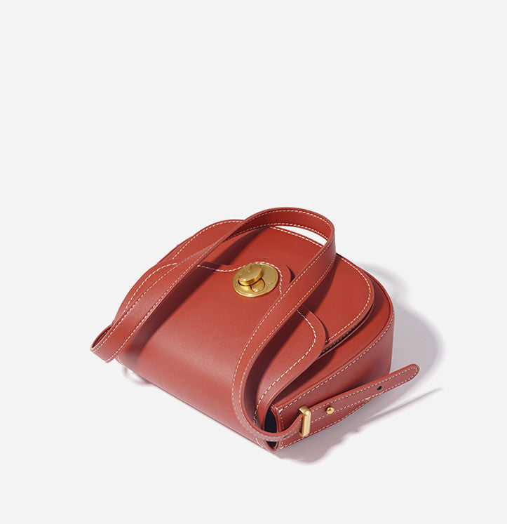 High-Quality Leather Saddle Bag Woyaza