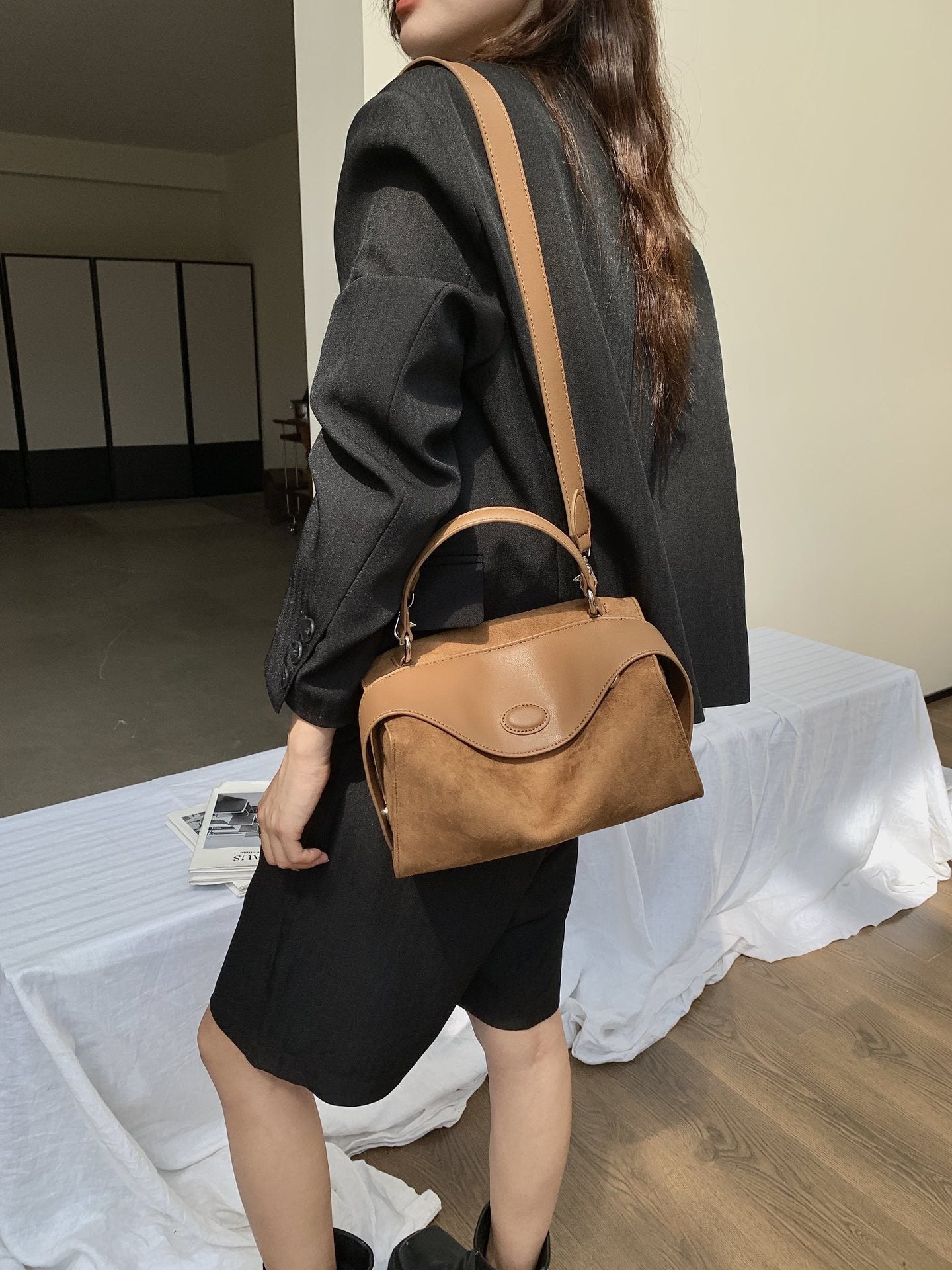 Elegant Leather Satchel Bag for Women Woyaza