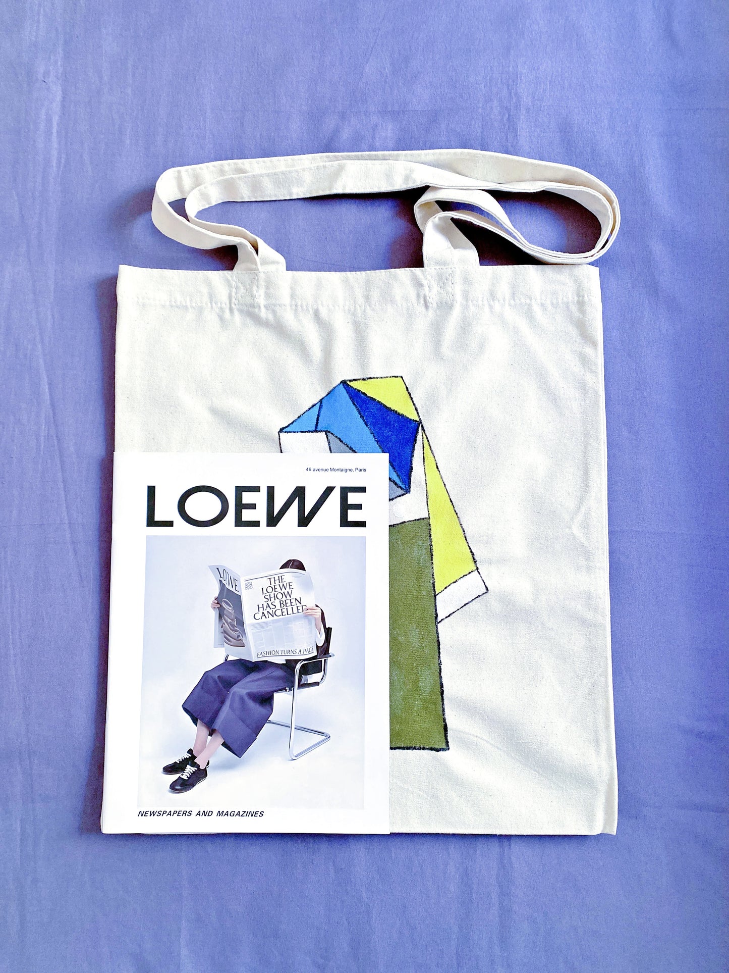 Gift a sustainable, nature-inspired tote bag with a hand-printed design, perfect for anyone who appreciates eco-friendly fashion.