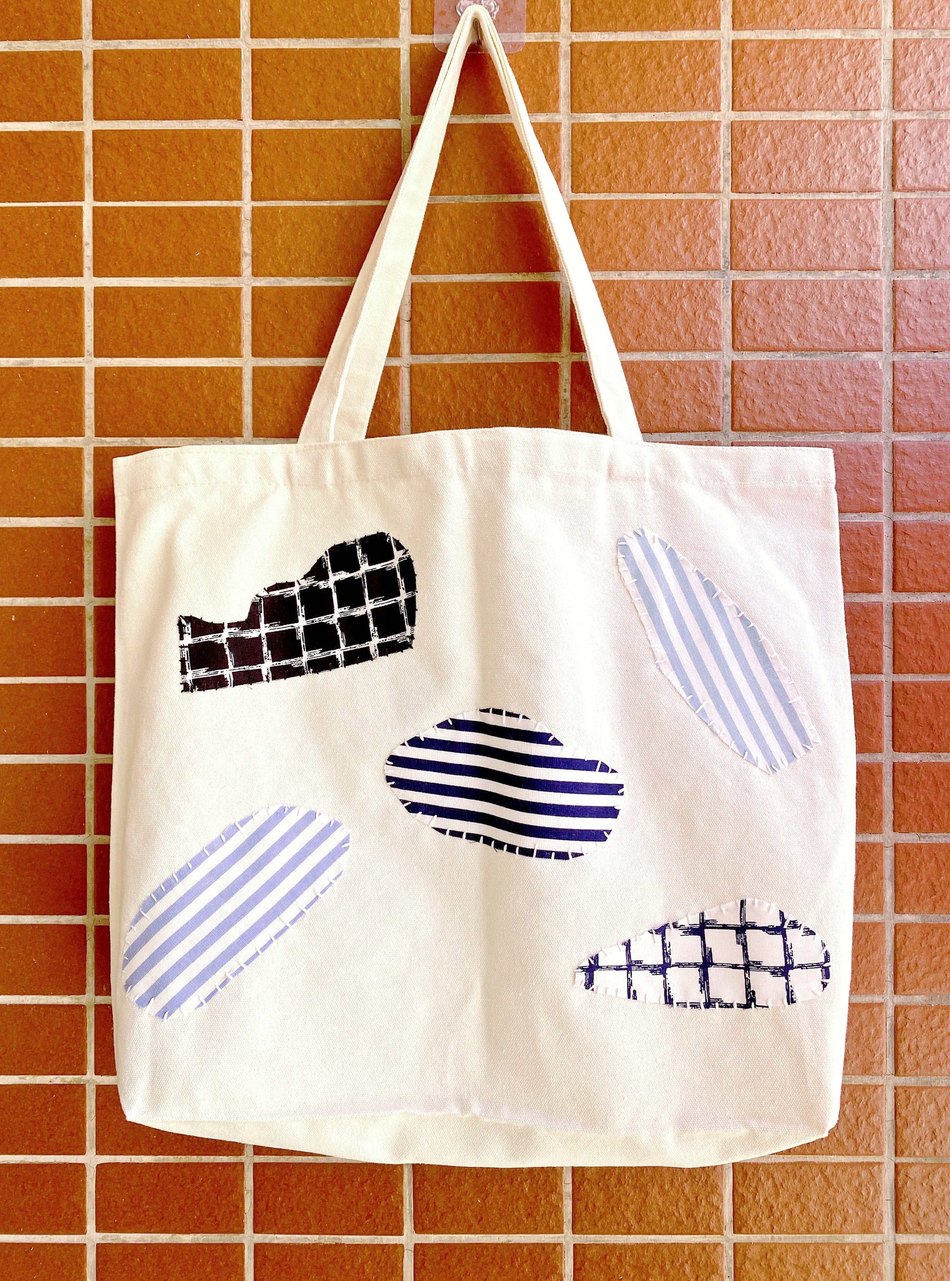 Carry bag shown in use during a casual weekday schedule