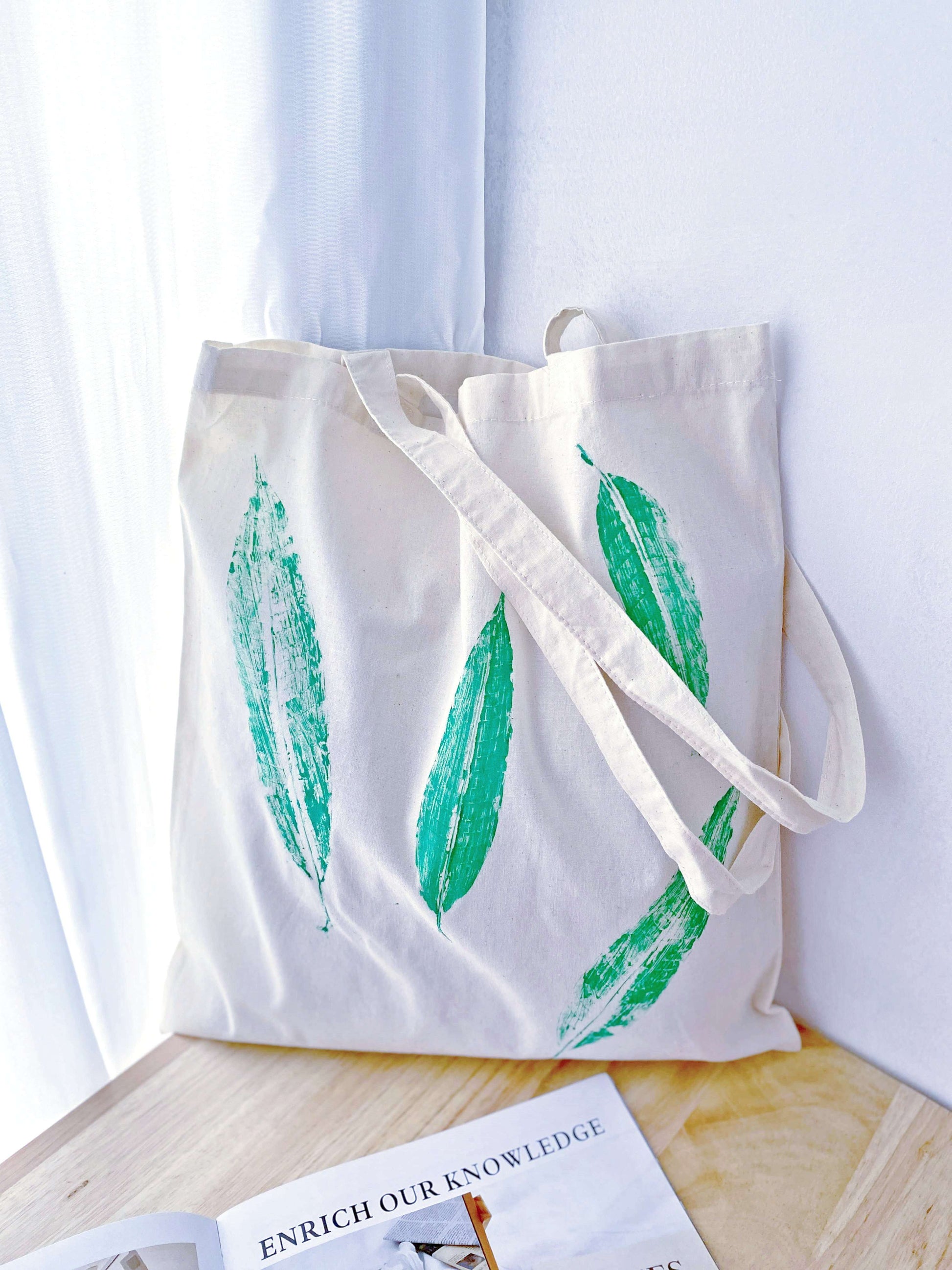 For those who appreciate simple, eco-friendly designs, this hand-printed leaf tote is a perfect gift for everyday use.