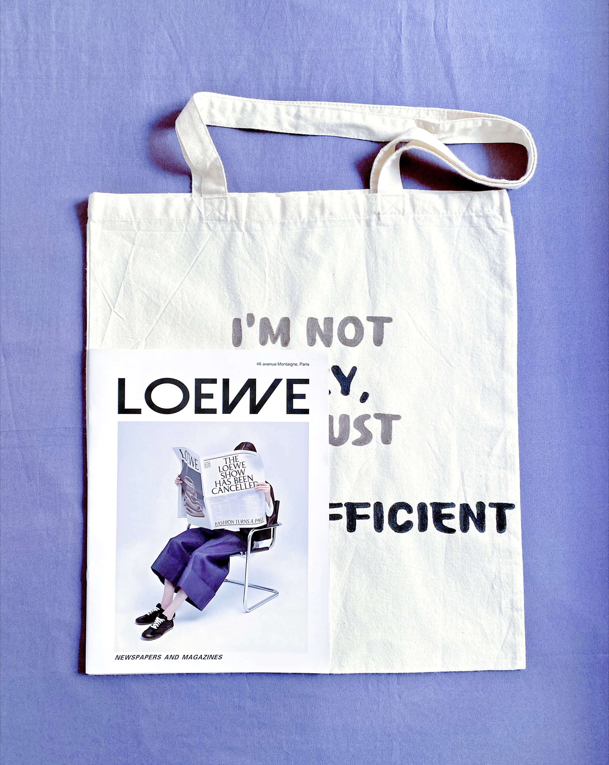 Slouchy unlined cotton shoulder bag that feels gentle against skin during long commutes.