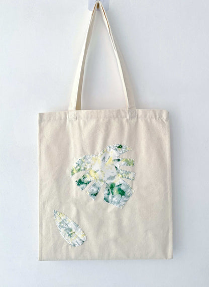 creative carry bag loved by art and design enthusiasts