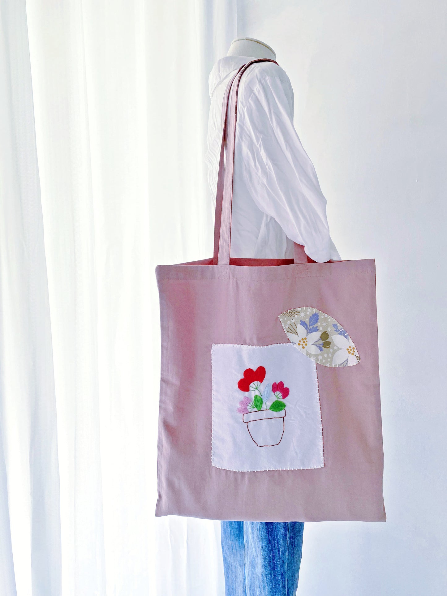 Natural Cotton Tote with Floral Needlework