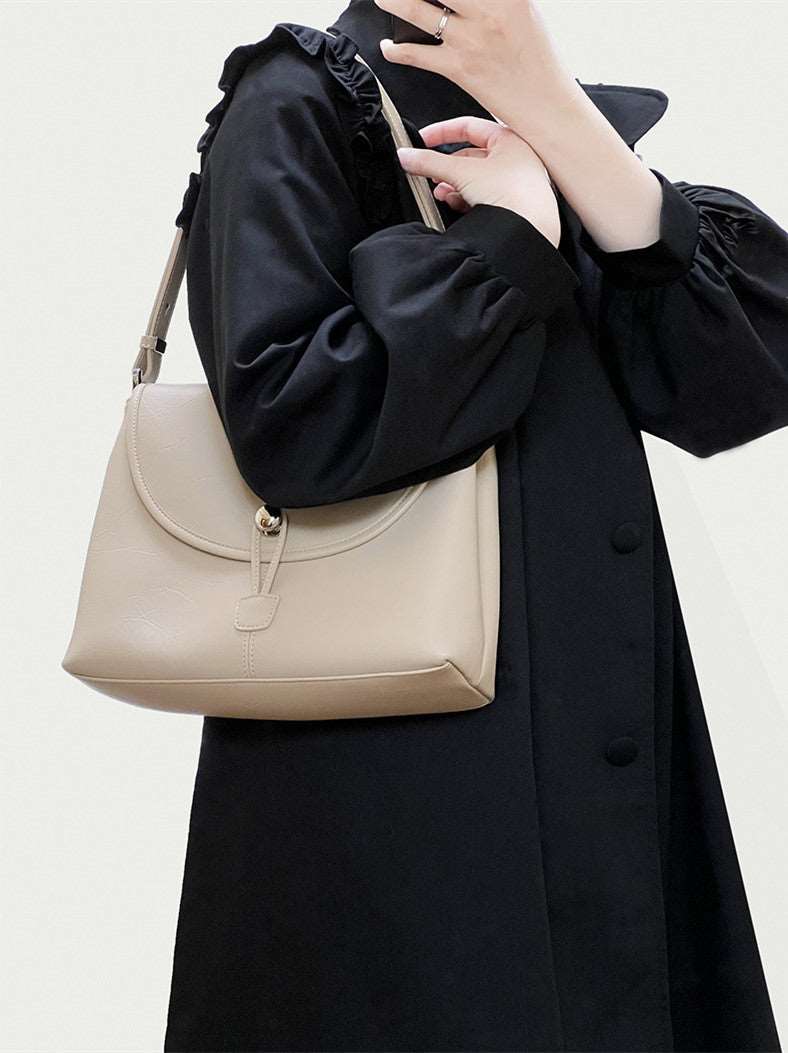 Women's Soft Leather Handbag Shoulder Bag Crossbody Bag Commuter Bag Woyaza