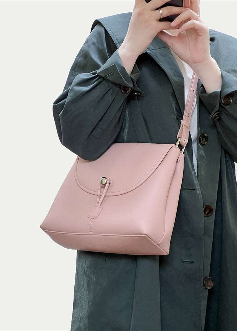 Classic Leather Ladies Handbag Shoulder Bag Crossbody Bag Commuter Bag Woyaza