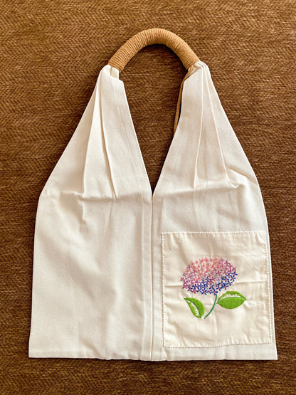 Simple embroidered tote for a nature loving mom