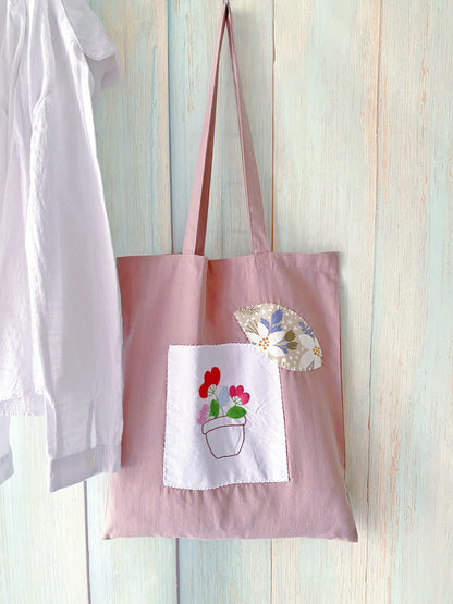 Embroidered tote bag for a daughter leaving for university