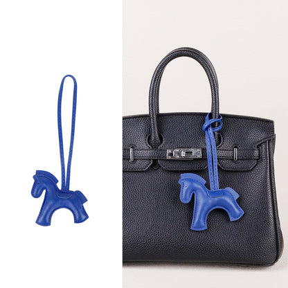 Horse-inspired accessory for women who love unique details