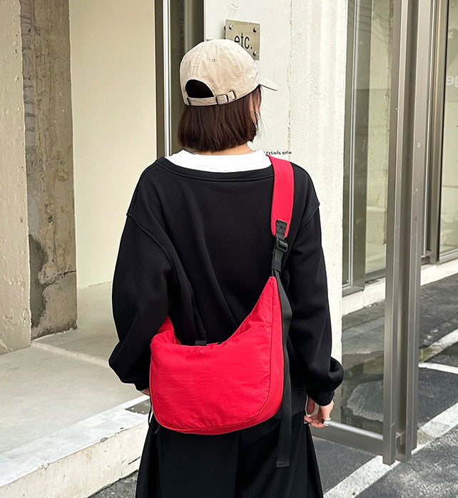 Lightweight crossbody purse for daily shopping
