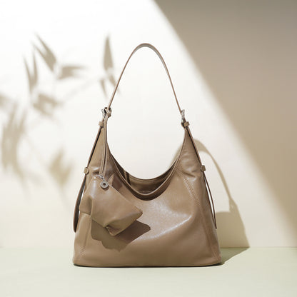 relaxed design women’s shoulder tote