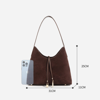 High-Quality Genuine Leather Shoulder Bag with Spacious Interior for Office Use