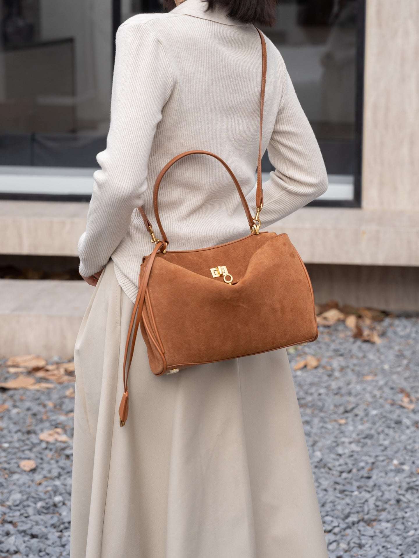 relaxed design large leather purse