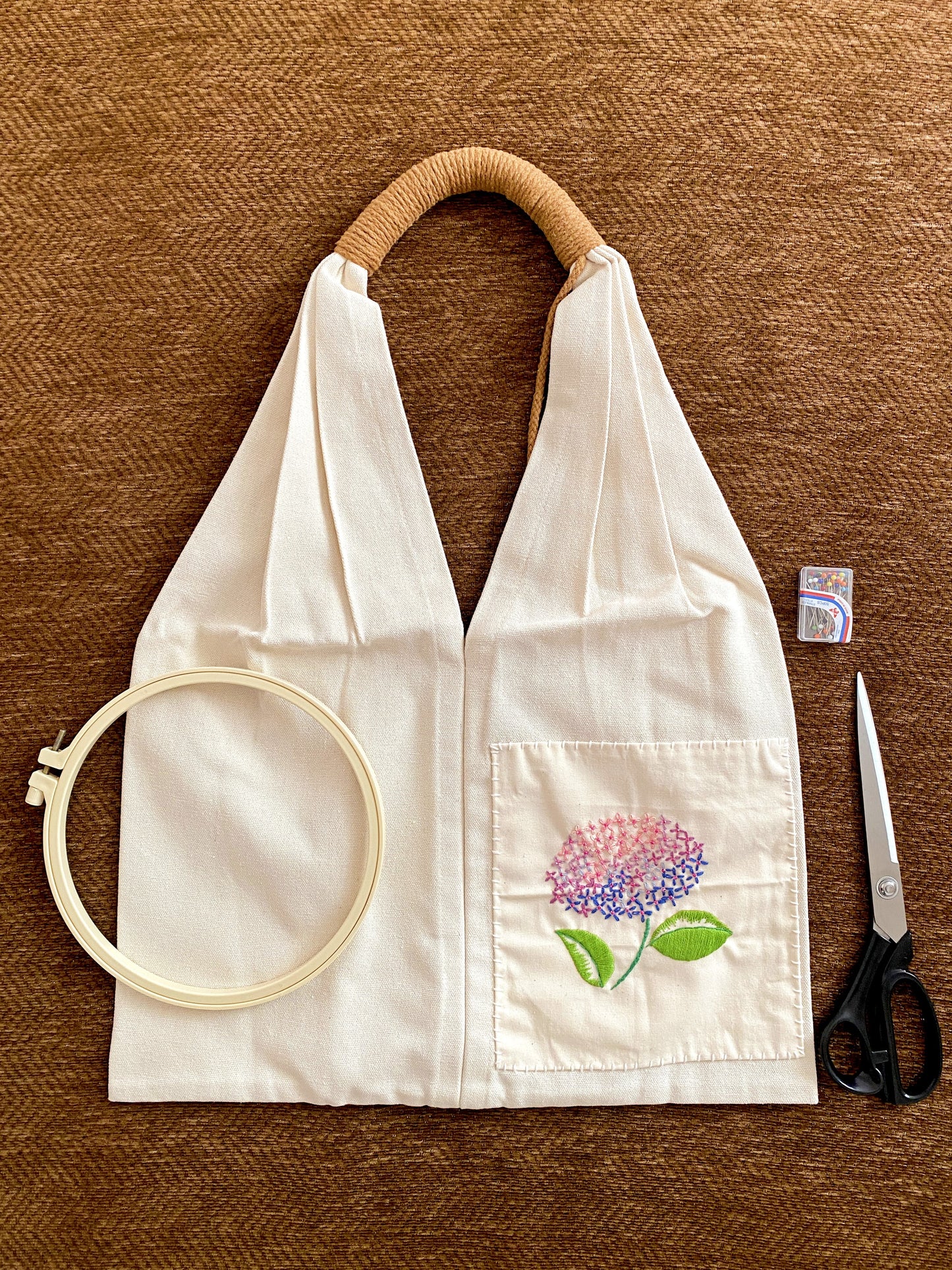 Embroidered floral tote for a daughter's birthday surprise