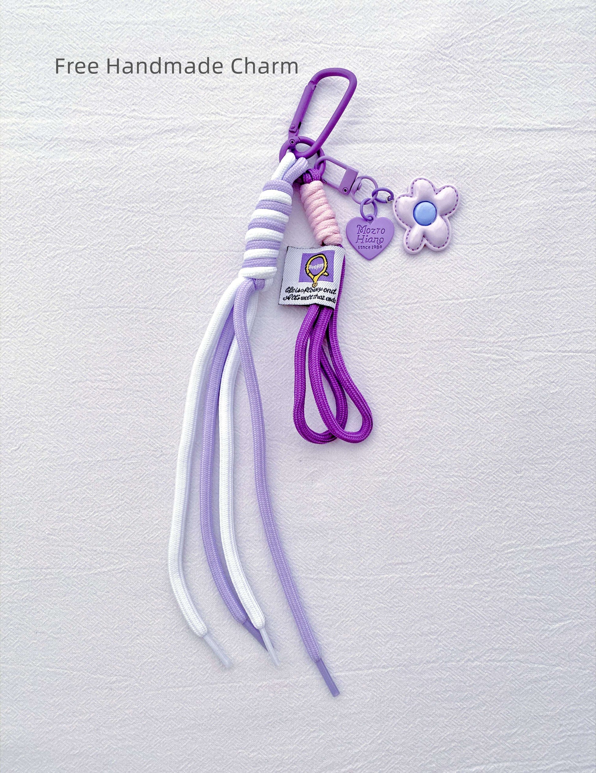 Minimalist cotton bag with fluid organic shapes for an airy aesthetic