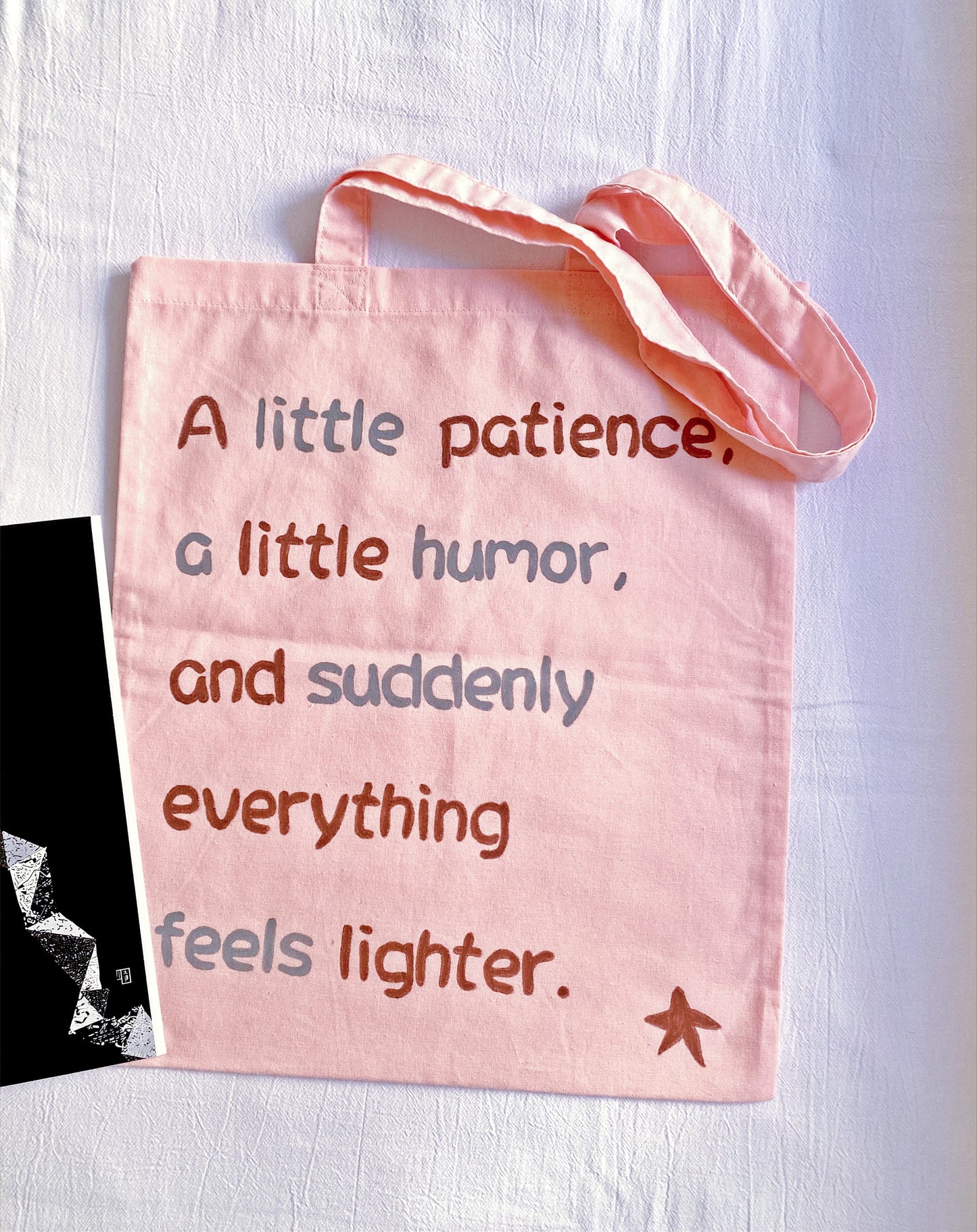 minimalist cotton tote bag used for local market shopping