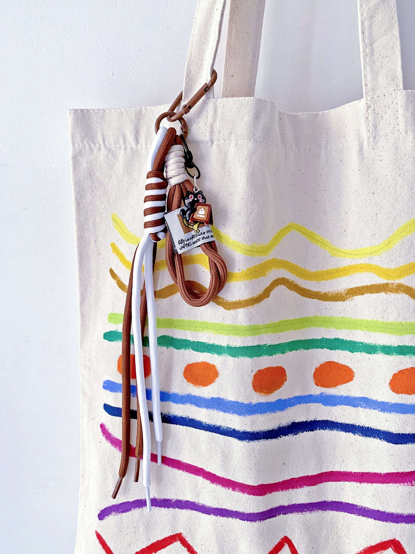 casual carryall tote bag for shopping, books, and small escapes