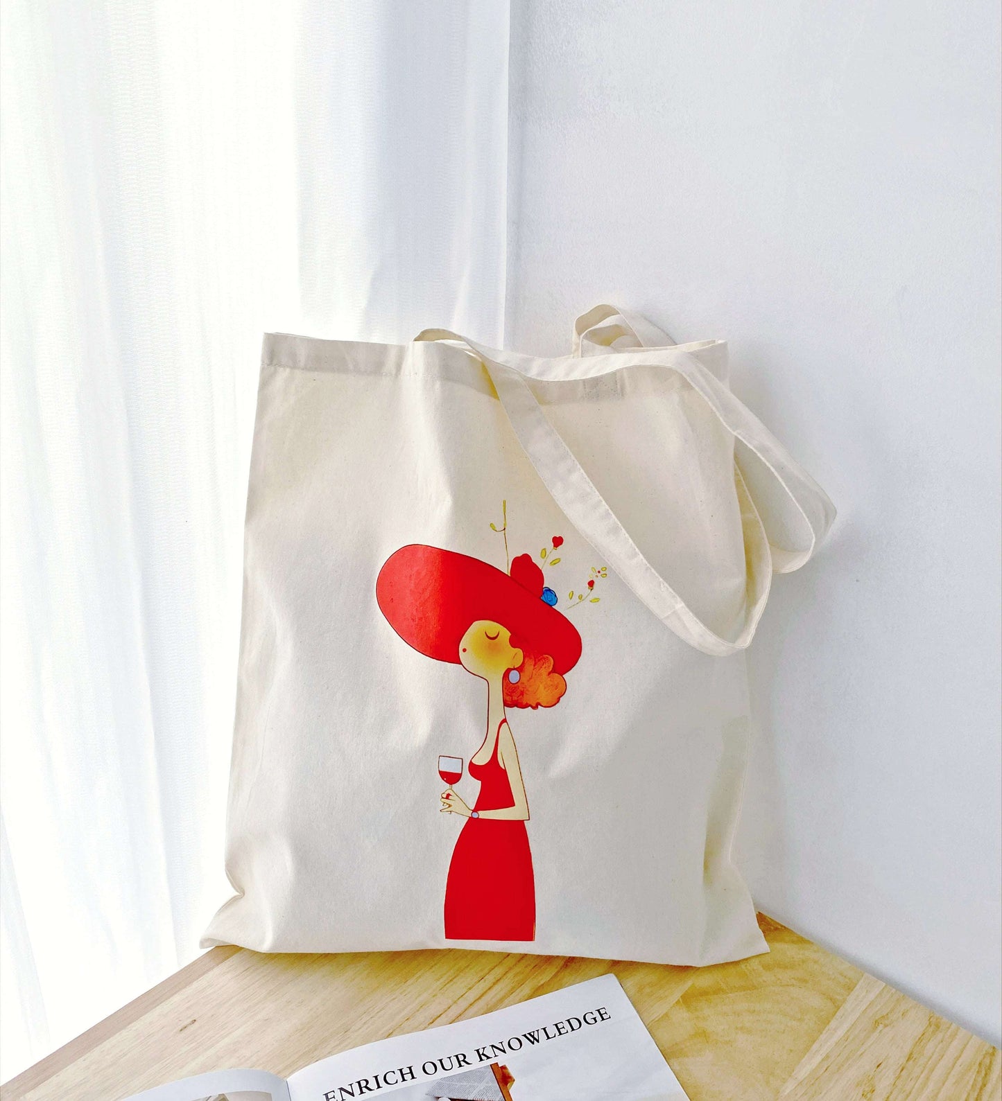 Cotton tote bag with durable fabric and artistic print design