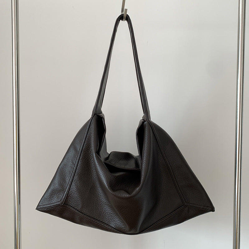 Soft carryall bag for casual daytime use