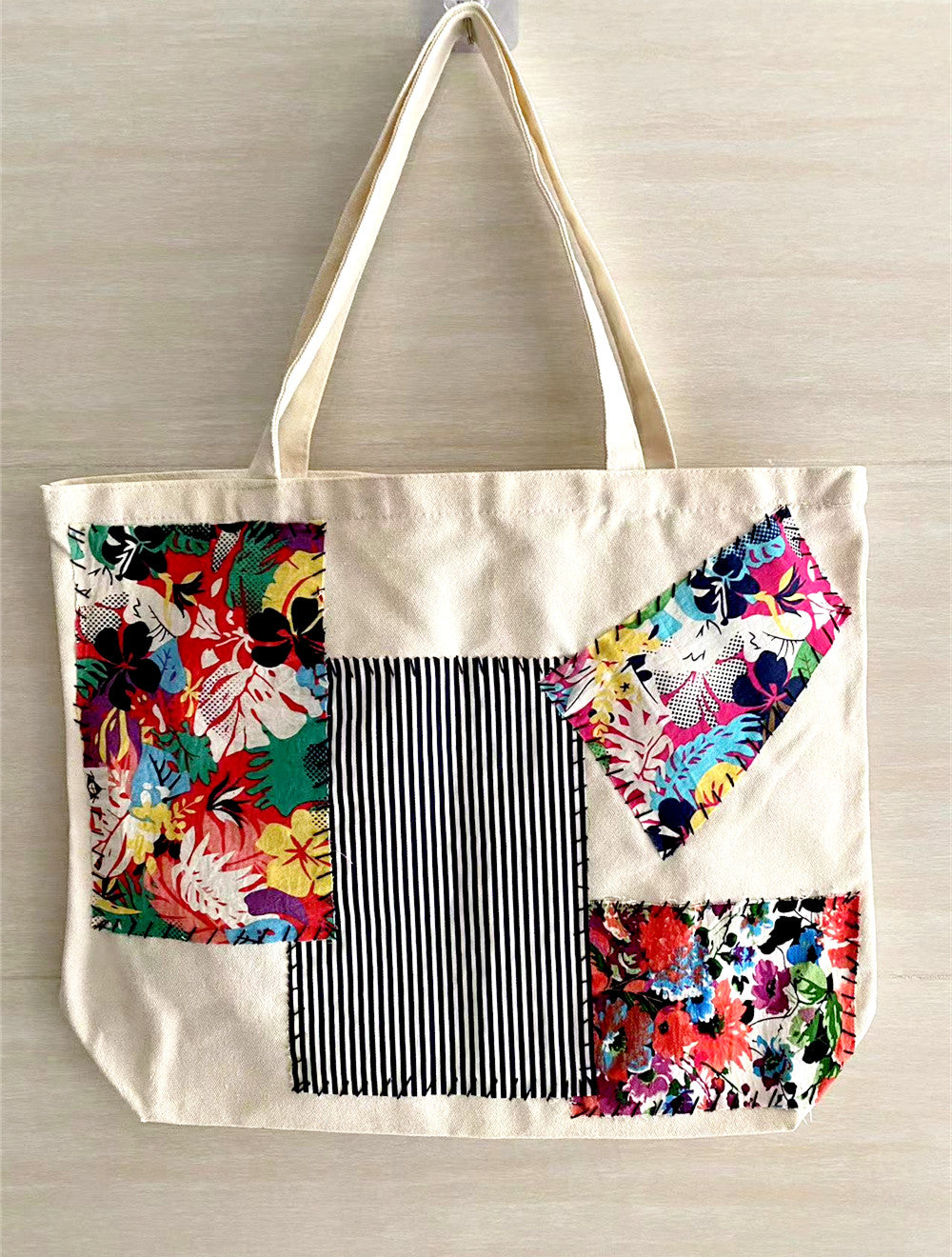 Extra-Large Capacity Hand-Stitched Canvas Tote Bag for Shopping and Daily Use