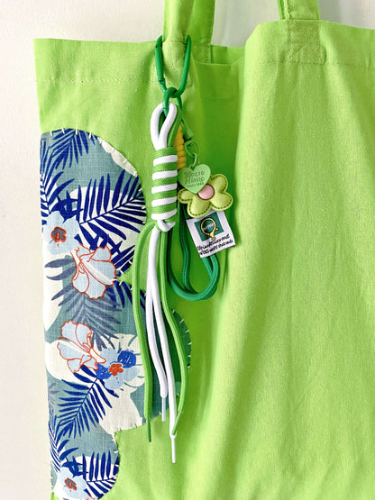 relaxed fabric tote carrying daily essentials without feeling heavy